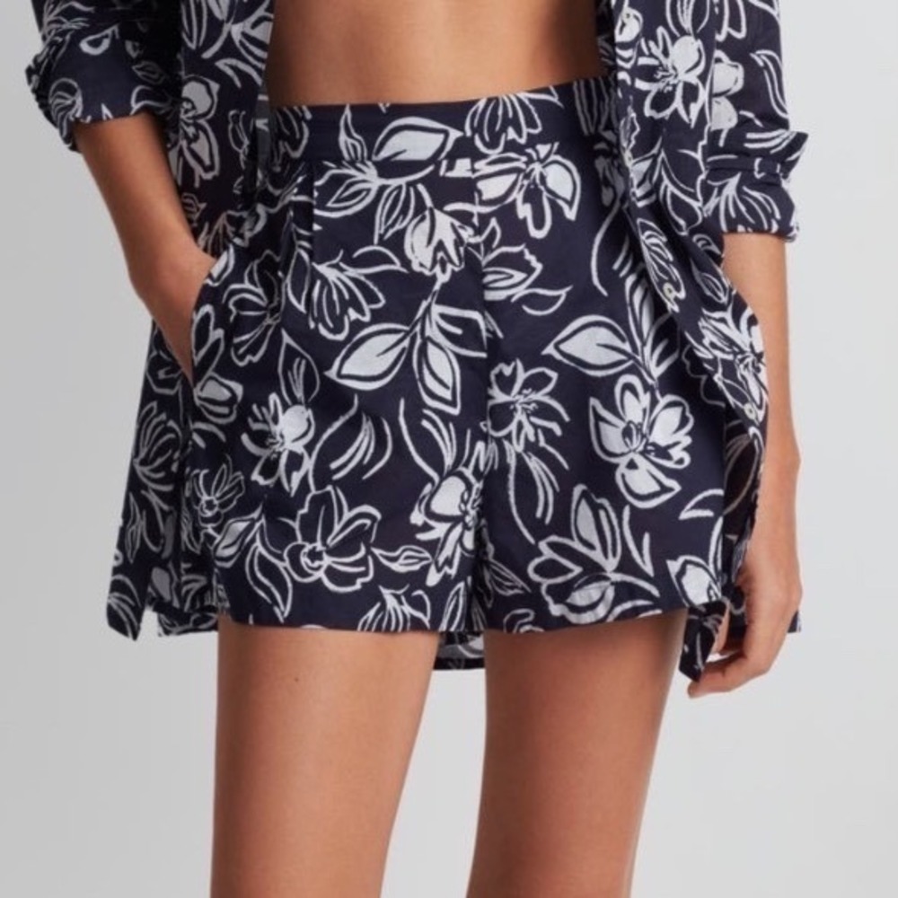 Lauren Ralph Lauren Navy Floral Cotton Voile Beach Cover-Up Shorts 20541 Small